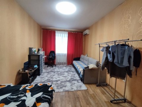 1-к квартира, 5/10 эт., 44м²