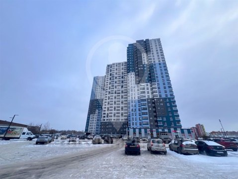 3-к квартира, 17/27 эт., 85м²