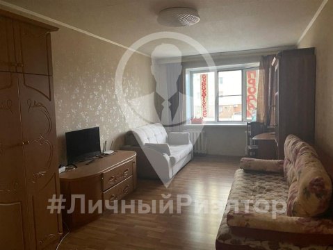 1-к квартира, 4/10 эт., 40м²