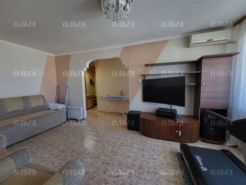 2-к квартира, 5/5 эт., 44м²