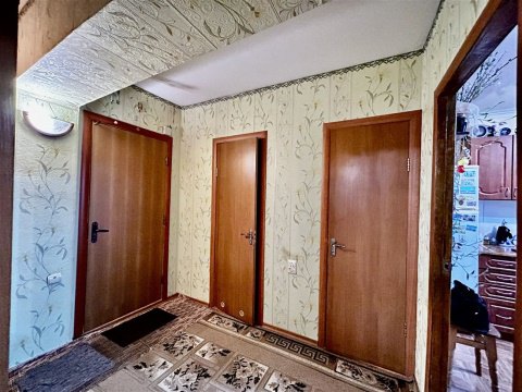 3-к квартира, 8/14 эт., 70м²