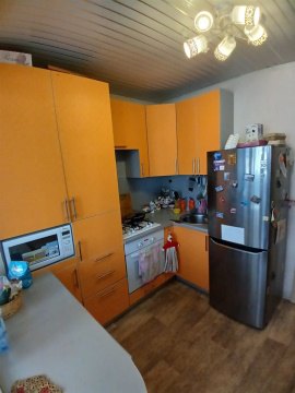 2-к квартира, 3/10 эт., 52м²