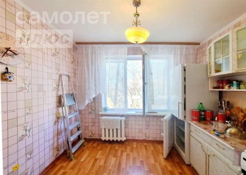 2-к квартира, 5/5 эт., 47м²