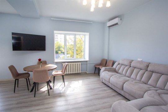 4-к квартира, 3/3 эт., 101м²