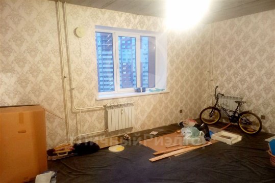 2-к квартира, 8/15 эт., 70м²