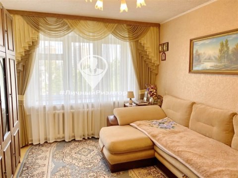 2-к квартира, 5/5 эт., 50м²