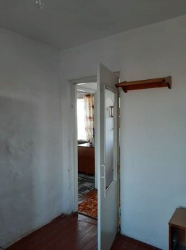 3-к квартира, 2/2 эт., 40м²