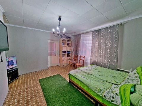 3-к квартира, 1/1 эт., 59м²