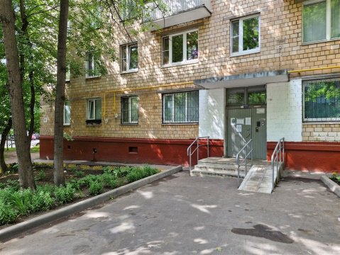 2-к квартира, 2/9 эт., 38м²