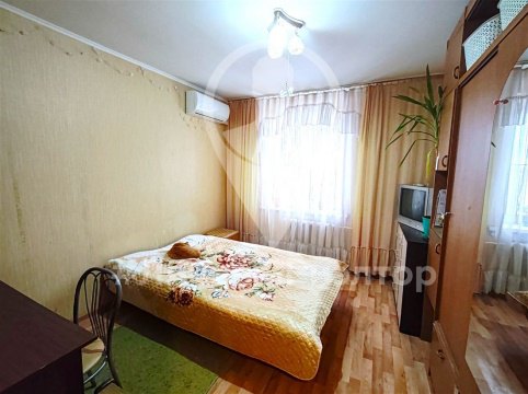 2-к квартира, 8/9 эт., 45м²