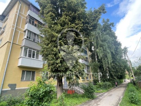 3-к квартира, 5/5 эт., 63м²