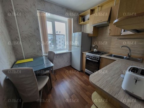 3-к квартира, 4/5 эт., 55м²