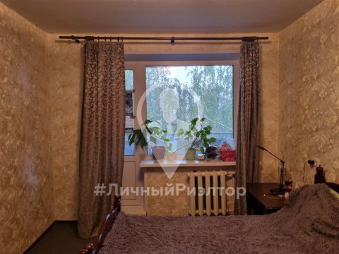 2-к квартира, 3/3 эт., 55м²