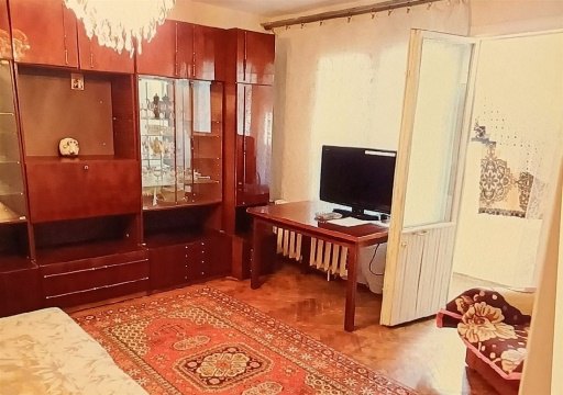 2-к квартира, 5/5 эт., 65м²