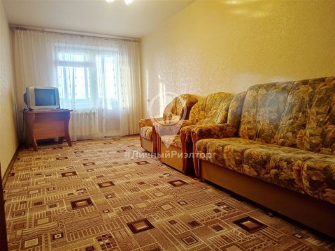 1-к квартира, 4/10 эт., 40м²