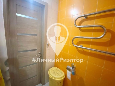 2-к квартира, 4/10 эт., 52м²