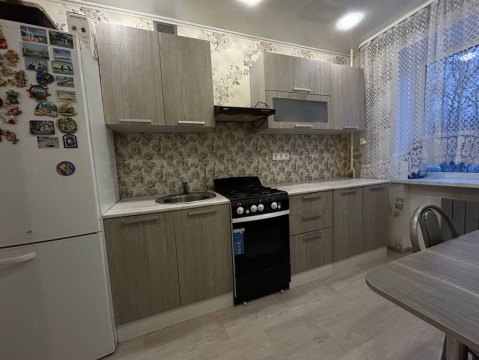 3-к квартира, 2/5 эт., 56м²