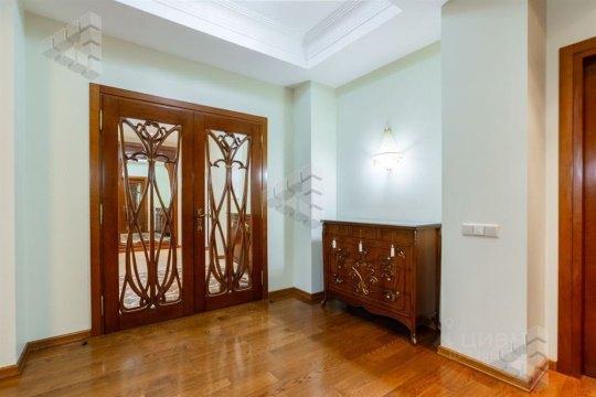 3-к квартира, 7/13 эт., 173м²