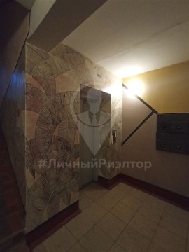 2-к квартира, 9/10 эт., 60м²