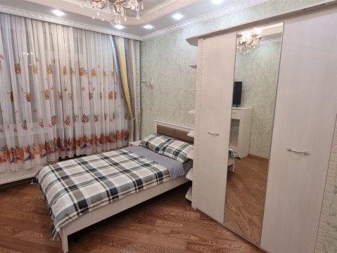 3-к квартира, 10/15 эт., 77м²