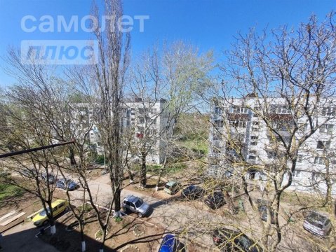 2-к квартира, 5/5 эт., 47м²