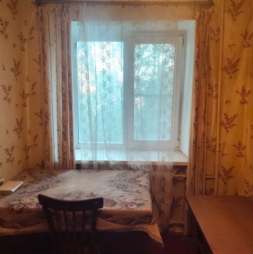 2-к квартира, 4/4 эт., 45м²