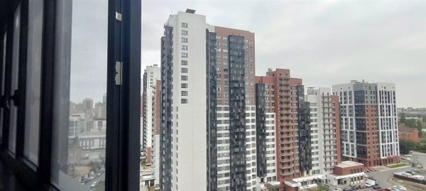 1-к квартира, 13/25 эт., 43м²