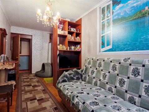 3-к квартира, 1/5 эт., 58м²