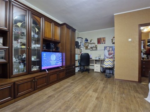 1-к квартира, 9/12 эт., 42м²