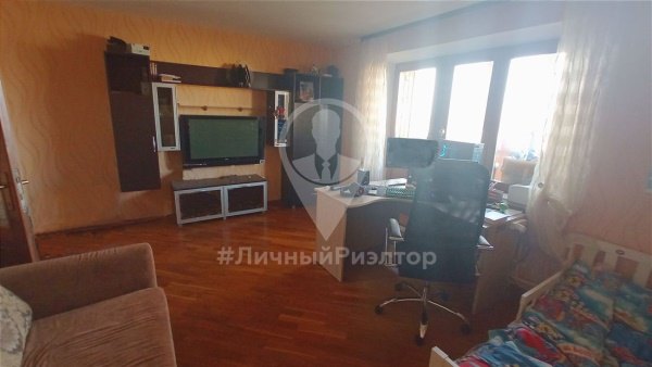 2-к квартира, 9/10 эт., 71м²