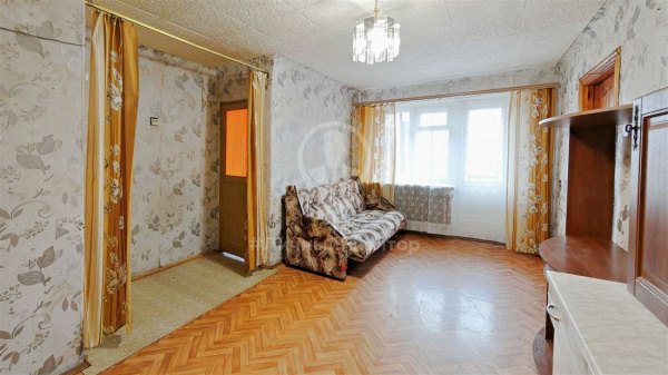 3-к квартира, 4/4 эт., 42м²