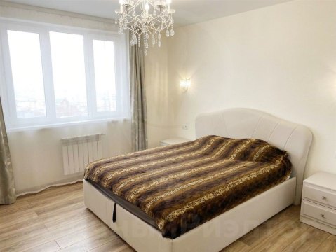 2-к квартира, 17/23 эт., 68м²