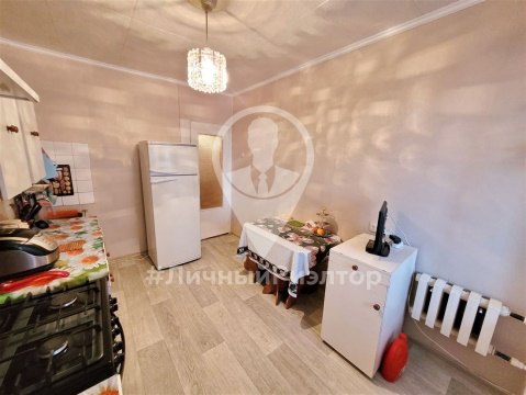 2-к квартира, 5/9 эт., 52м²