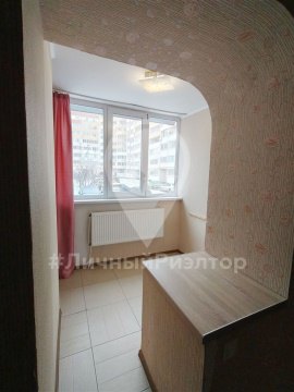 2-к квартира, 1/10 эт., 54м²