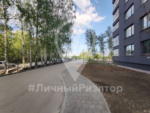 1-к квартира, 4/25 эт., 40м²