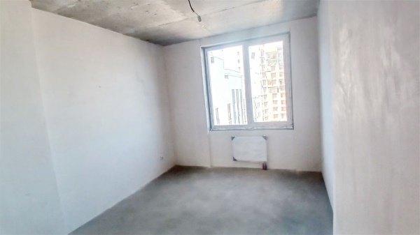 3-к квартира, 19/25 эт., 80м²