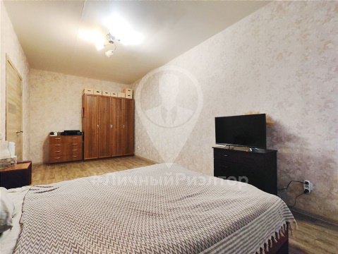 1-к квартира, 4/10 эт., 41м²