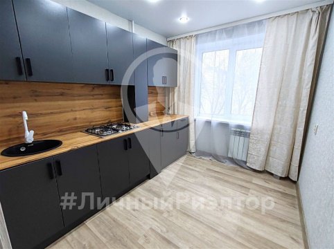 2-к квартира, 4/9 эт., 52м²