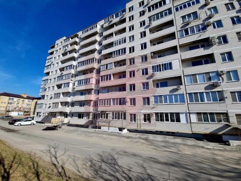 1-к квартира, 2/10 эт., 38м²