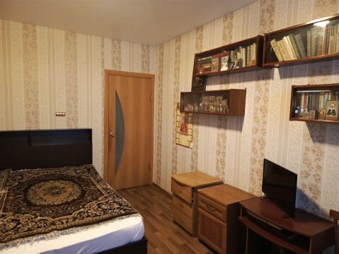 3-к квартира, 9/9 эт., 70м²