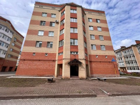 2-к квартира, 2/5 эт., 80м²