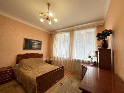 3-к квартира, 1/3 эт., 68м²