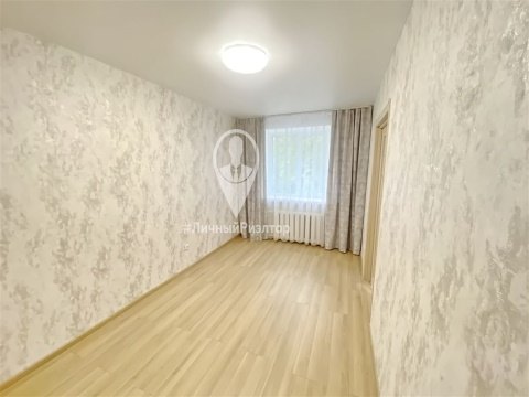 2-к квартира, 2/5 эт., 40м²