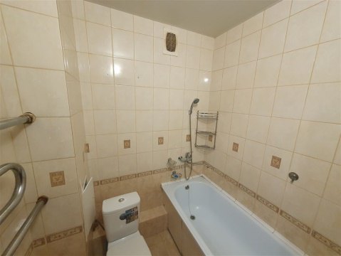 1-к квартира, 5/10 эт., 30м²