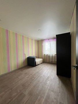 2-к квартира, 2/3 эт., 50м²