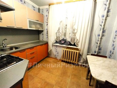 3-к квартира, 4/5 эт., 71м²