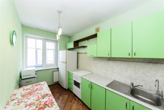 3-к квартира, 6/9 эт., 65м²