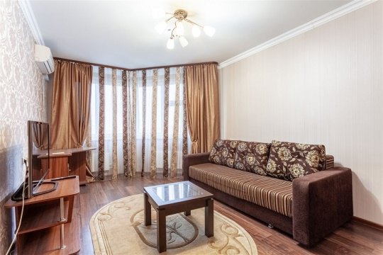 1-к квартира, 18/23 эт., 42м²