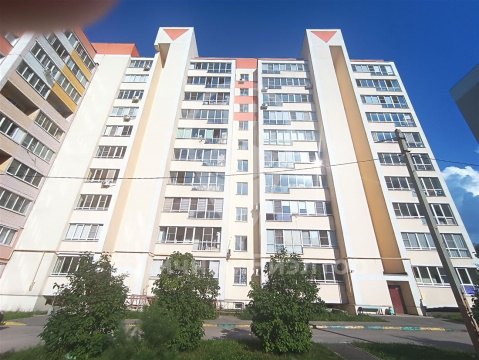 1-к квартира, 10/10 эт., 40м²