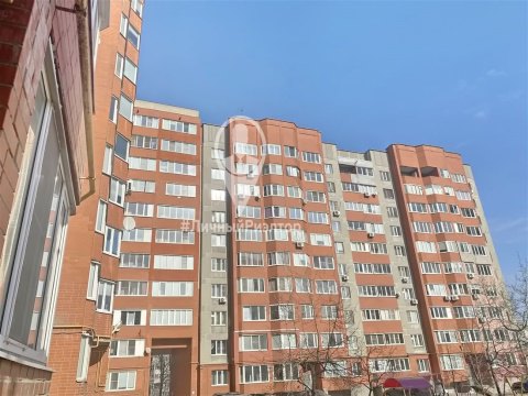 1-к квартира, 8/10 эт., 33м²